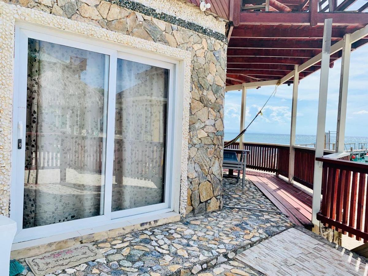 Fosters West Bay Resort Екстериор снимка