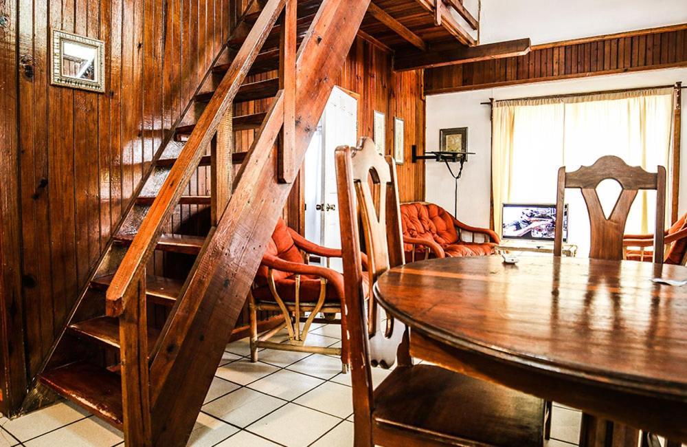 Fosters West Bay Resort Екстериор снимка