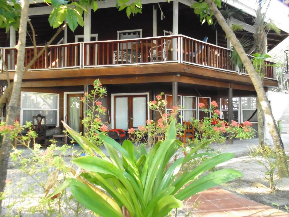 Fosters West Bay Resort Екстериор снимка